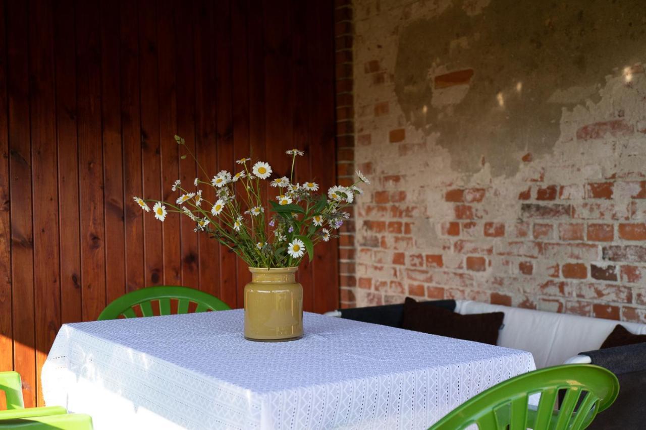 Rustykalne Klimaty Villa Majdan Zbydniowski Exteriör bild